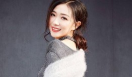 万茜自爆一年潜七次 美丽的标价,一年潜入七次，揭秘美丽背后的标价